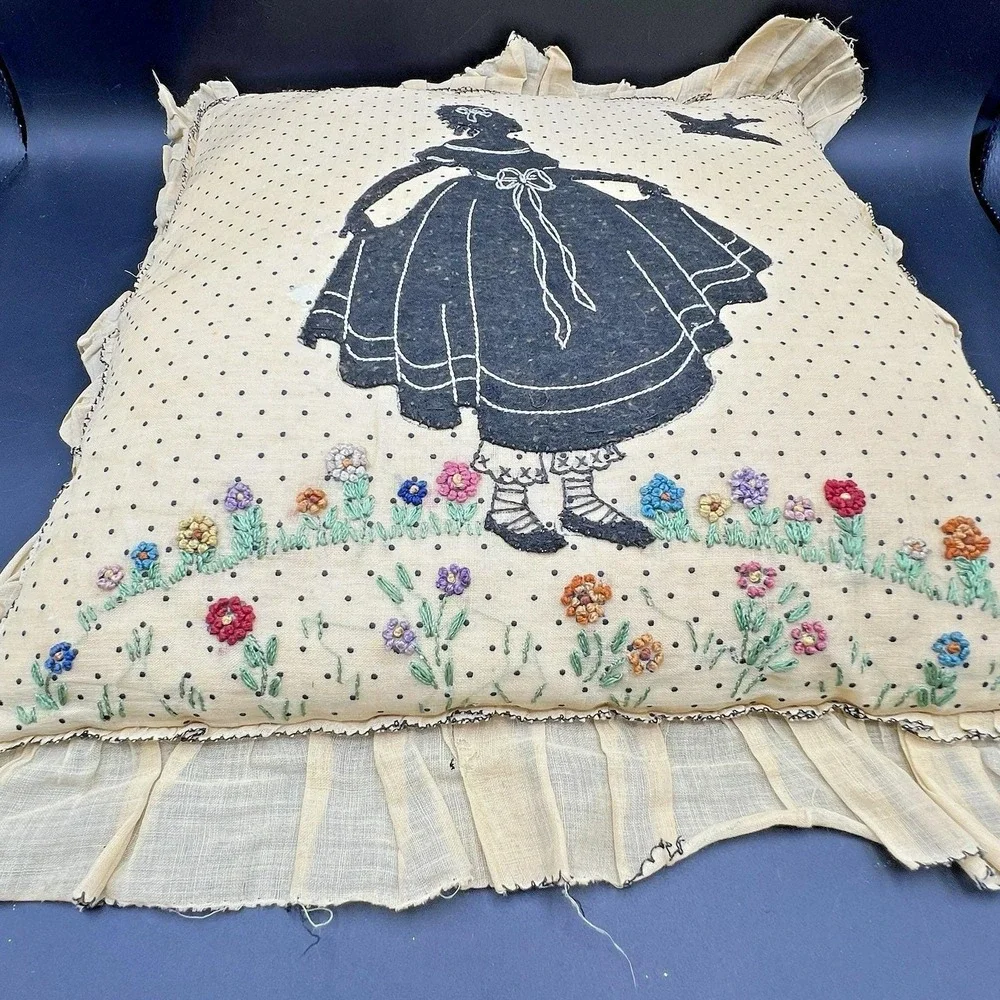 Antique Floral Embroidered Silhouette Bird Lace Edge Small Decorative Pillow